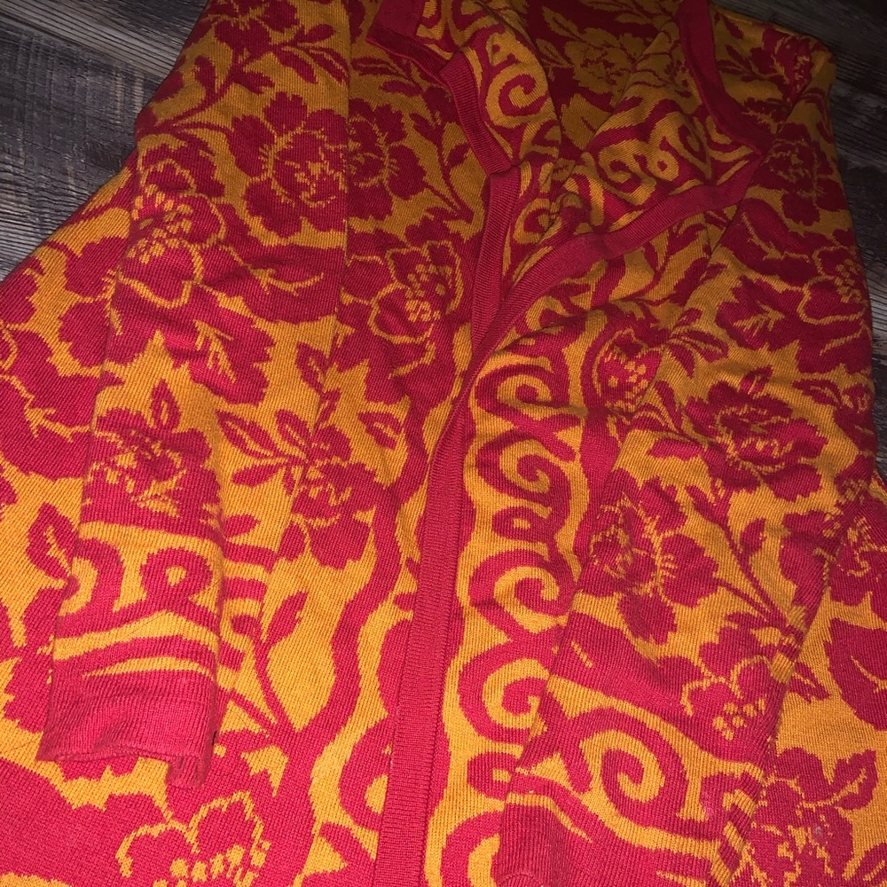 Isaac Mizrahi Red Orange Pattern Cardigan - Picture 3 of 3